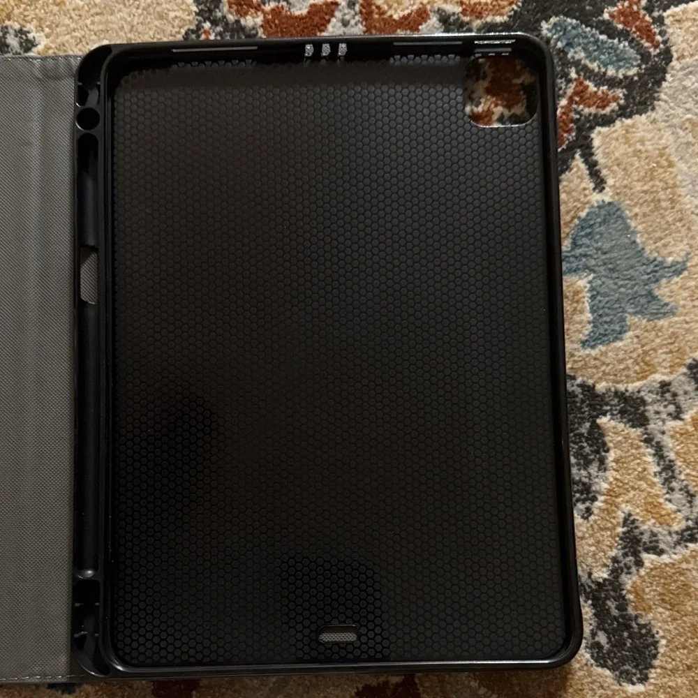 Coach Beige Signature Pattern Folder